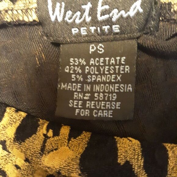 West End Petites Stretch Lace Animal Print Top Sleeveless Cowl Neck Size PS - Picture 6 of 6